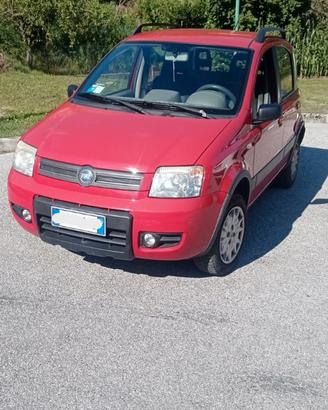 Fiat Panda 4x4 1.2 climbing