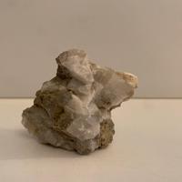 Minerale di cristallo di quarzo grezzo