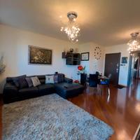 Quadrivano con AScensore e Sei Posti Auto