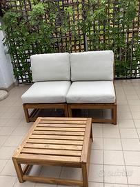 Poltrone legno + cuscini +tavolino + pedane IKEA