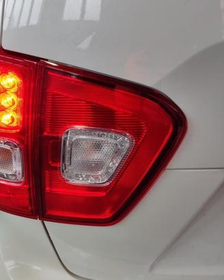 Fanale post. sx int. SUZUKI IGNIS del 2018