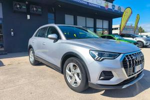 Audi Q3 35 2.0 tdi Business Advanced s-tronic
