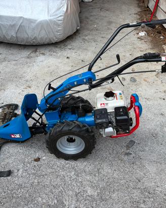 Motocoltivatore BCS 710 con barra falciante.