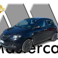 LANCIA Ypsilon 5p. Neopatentati 1.0 hybrid Gold