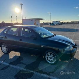 SEAT IBIZA 2003