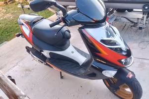 Aprilia SR 50 2 tempi