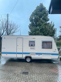 Roulotte Caravan ADRIA Model: B 461UB