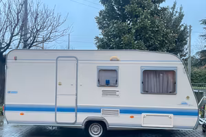 Roulotte Caravan ADRIA Model: B 461UB