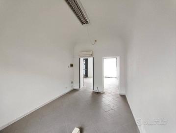 Attività / Licenza di 100 m² con 3 locali a Viglia