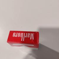 Pacchetto di sigarette Marlboro