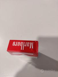 Pacchetto di sigarette Marlboro