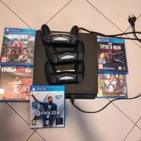 ps4+3 joystick con 5 giochi inclusi