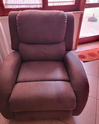 poltrona in pelle elettrica