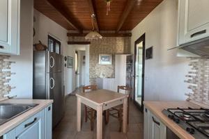 5 LOCALI A GROTTAMMARE