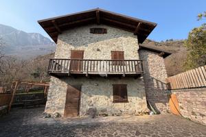 CASA INDIPENDENTE A ROGNO