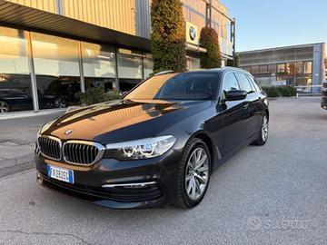 BMW Serie 5 530d Touring xdrive Luxury 249cv auto