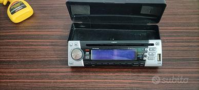 Stereo auto clarion