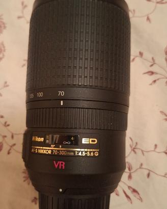 Nikon AF-S 70-300mm f/4.5-5.6 G ED VR