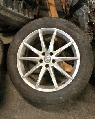 RUOTE ALFA ROMEO STELVIO 235/55R19