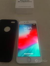 Iphone 6 con cover e auricolari omaggio