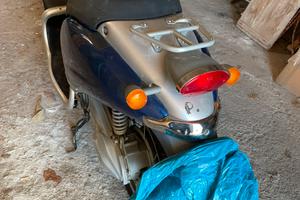 Scooter con 1000 km
