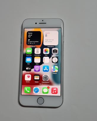 Iphone 7 32gb colore Silver leggi descrizione