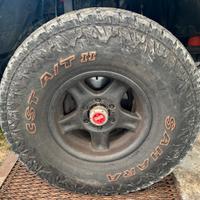 Gomme + cerchi fuoristrada