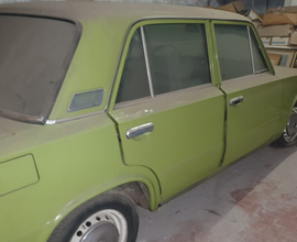 Fiat 124 verde auto d'epoca