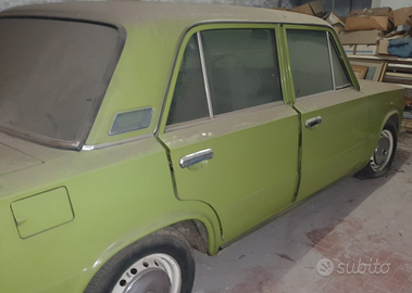 Fiat 124 verde auto d'epoca