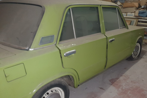 Fiat 124 verde auto d'epoca