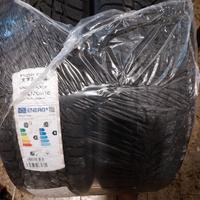 pneumatici invernali 215/70 R16