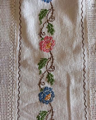 Coperta ricamata a mano, pezzo unico