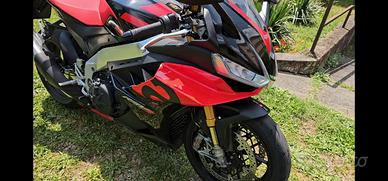Aprilia RSV4 Factory 2022