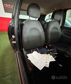 LANCIA Y RESTYLING DA VETRINA FULL OPTIONAL 