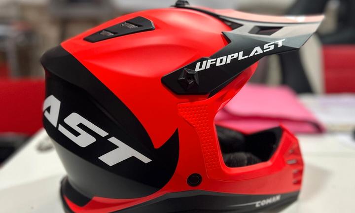 Casco Ufoplast Cowan bambino - pari al nuovo