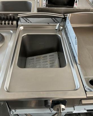 CUOCIPASTA GAS 24LT GN2/3 FREESTANDING SU VANO CHI