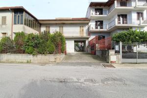CASA INDIPENDENTE A CASTEL MORRONE