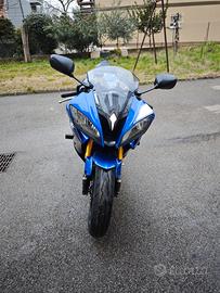 Yamaha R6
