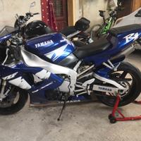 Yamaha YZF R1 - 1998