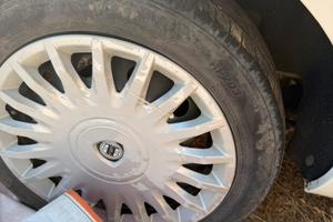 Ruota 185-55 r15