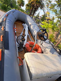 Gommone 430Asso Paiolato e carrello Satellite