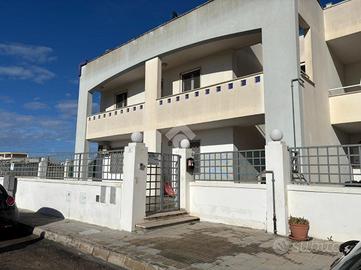 PORZIONE DI BIFAMILIARE A ALEZIO