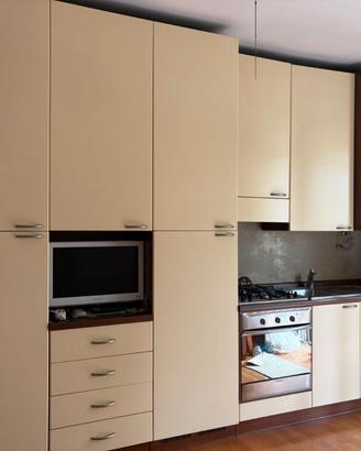 Cucina completa usata