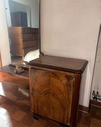 TOILETTE D’EPOCA CON SPECCHIO STILE VINTAGE