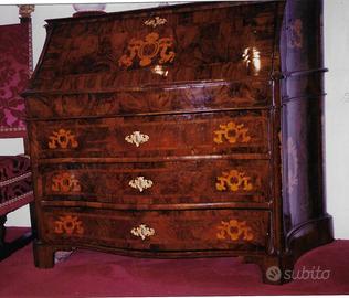 Mobile a ribalta Romano del 1700