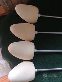 4 tendiscarpe in plastica a molla