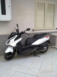 Kymco Downtown 300i