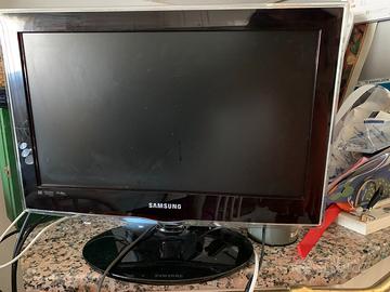 Tv Samsung 19 pollici led UE19C4000