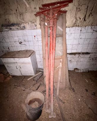 Puntelli in ferro regolabili n.7