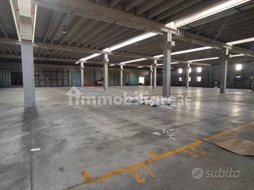 Capannone di mq 3.500 compresivo di uffici mq 800